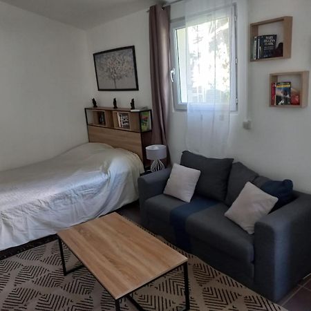 Maisonnette Au Calme Gennevilliers Esterno foto