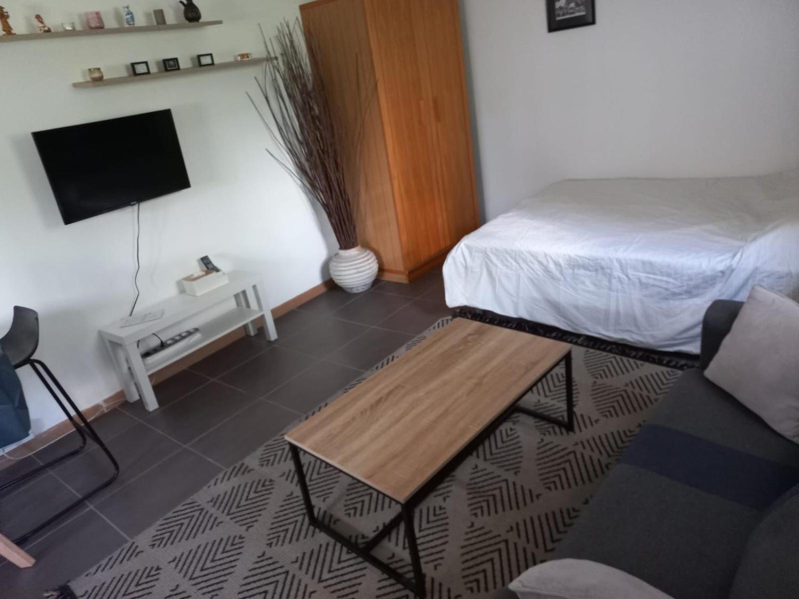 Maisonnette Au Calme Gennevilliers Esterno foto