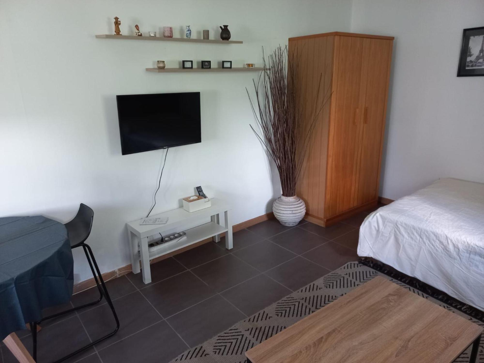 Maisonnette Au Calme Gennevilliers Esterno foto