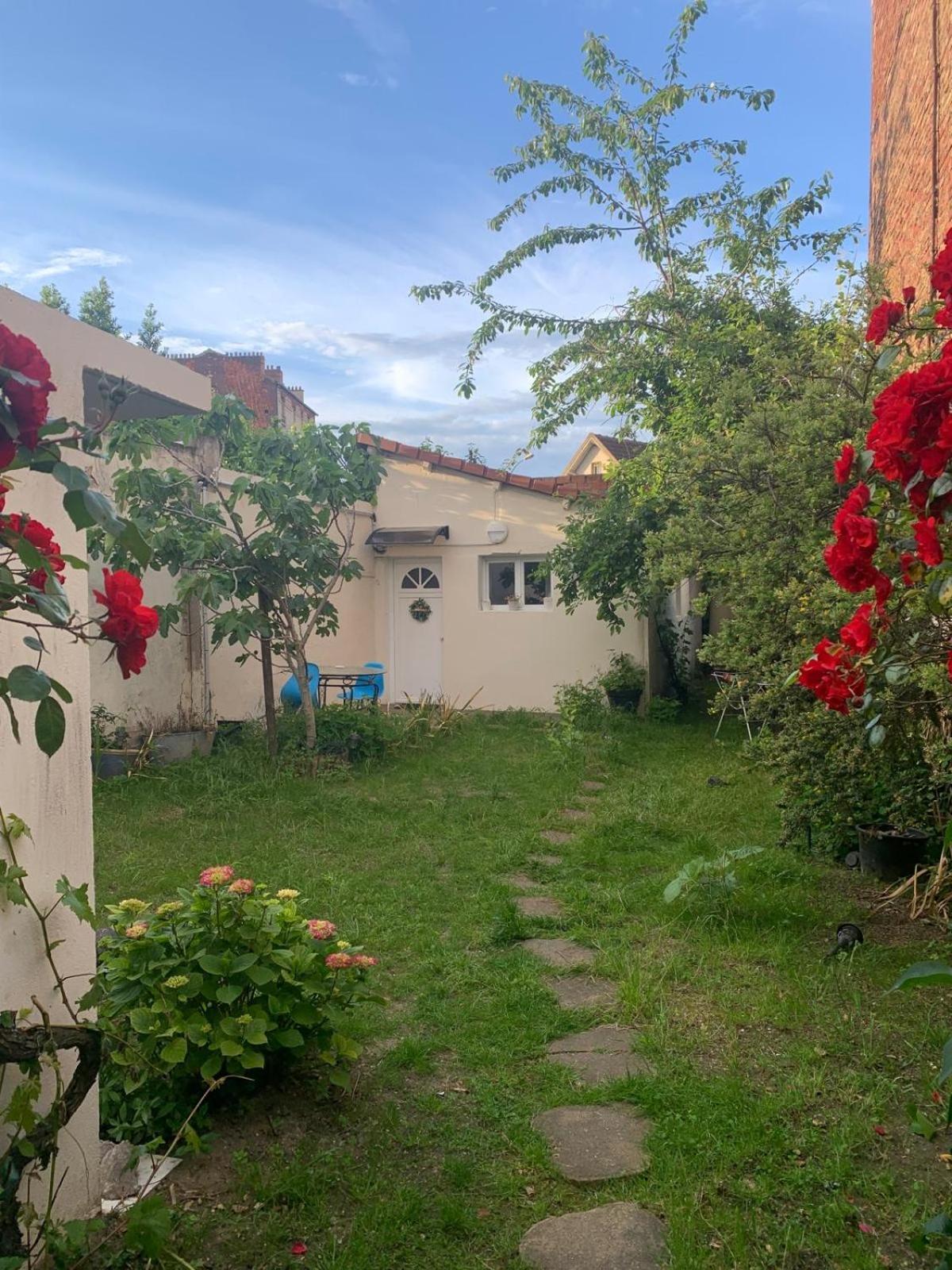 Maisonnette Au Calme Gennevilliers Esterno foto