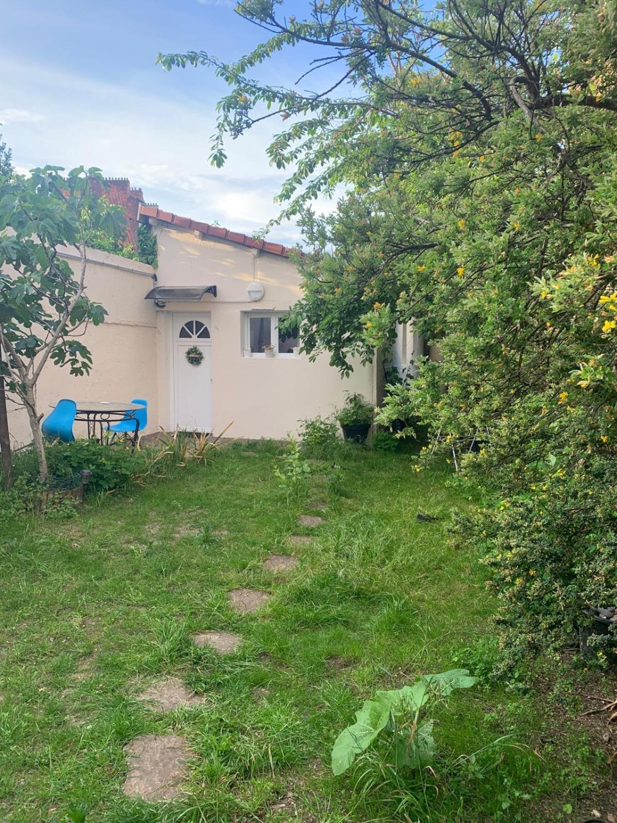 Maisonnette Au Calme Gennevilliers Esterno foto